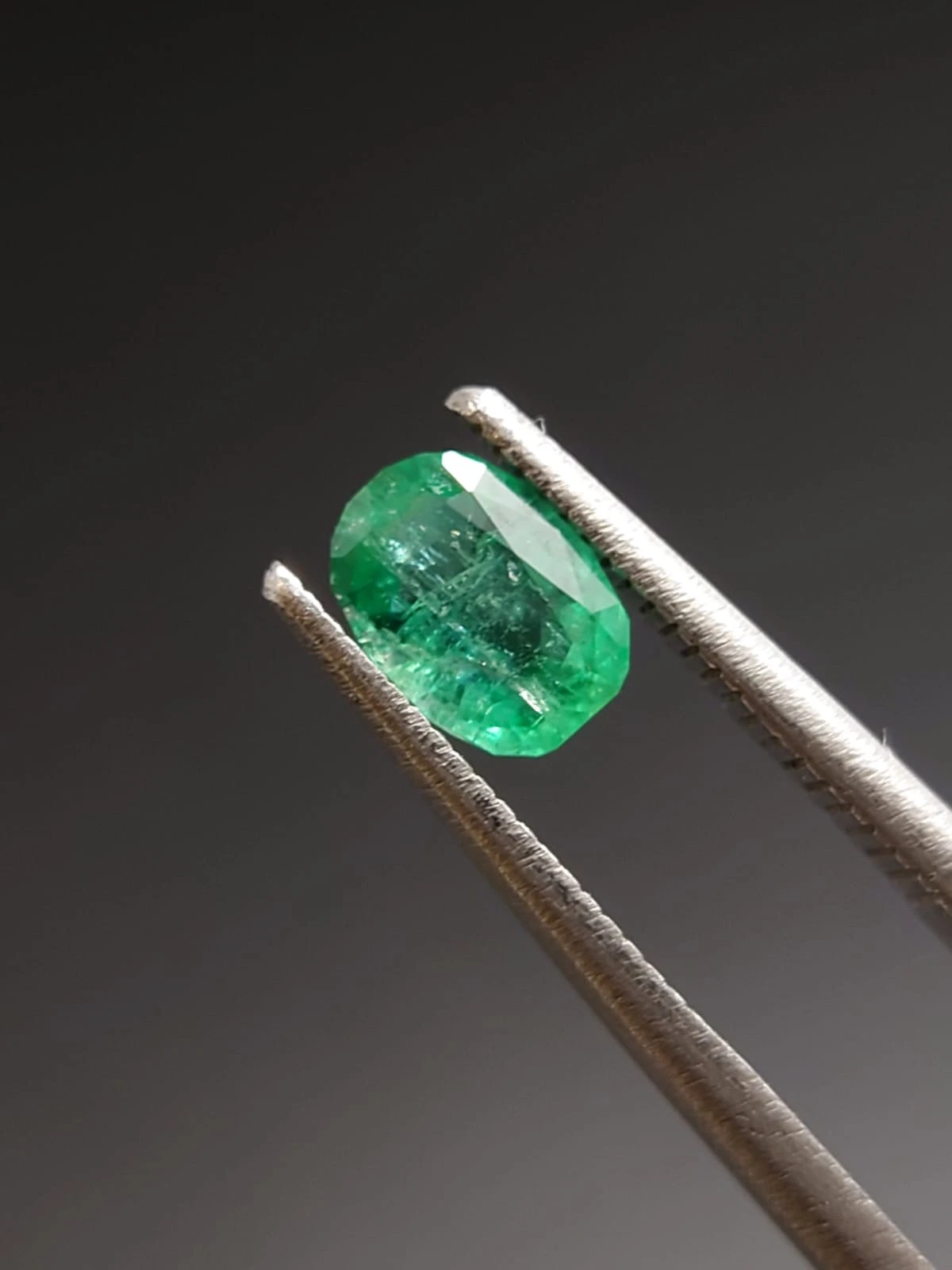 0.54ct Natural Emerald Oval Cut from Afghanistan — view 3